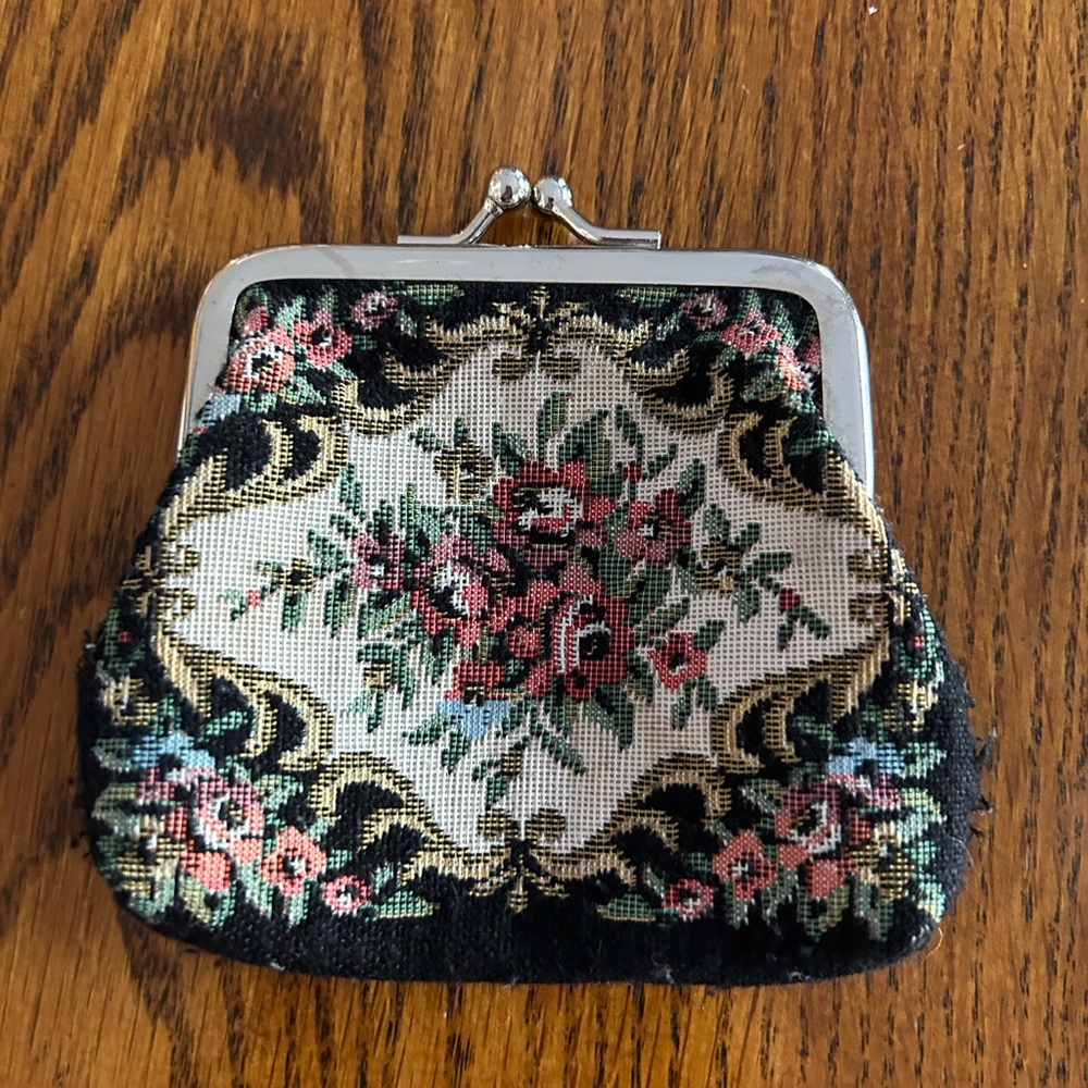 80’s Coin Wallet Antique floral pattern - Picture 2 of 5